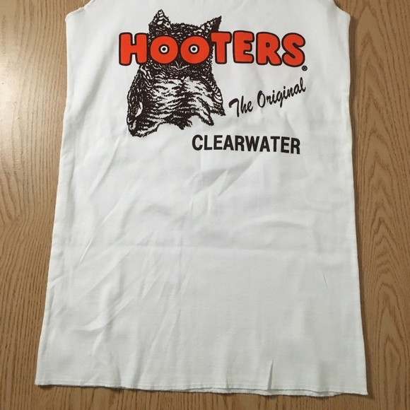 New Hooters Girl Uniform Bundle Tank Shorts Money Pouch Size XS/XXS - Picture 12 of 15